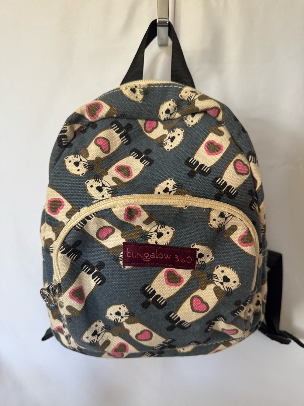 Bungalow 360 EUC Otter mini backpack